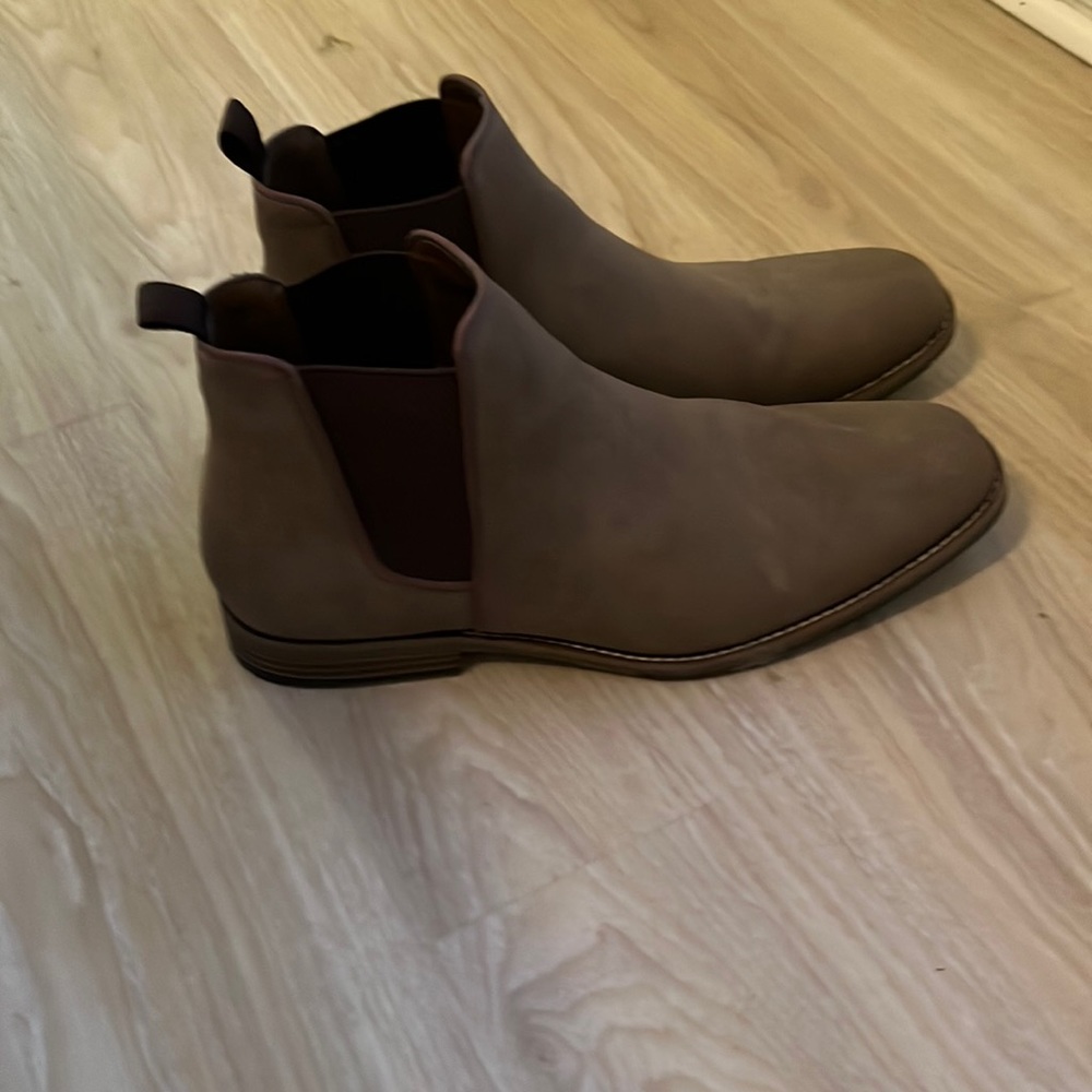 Goodfellow and Co Mens Chelsea boots, size 10.5